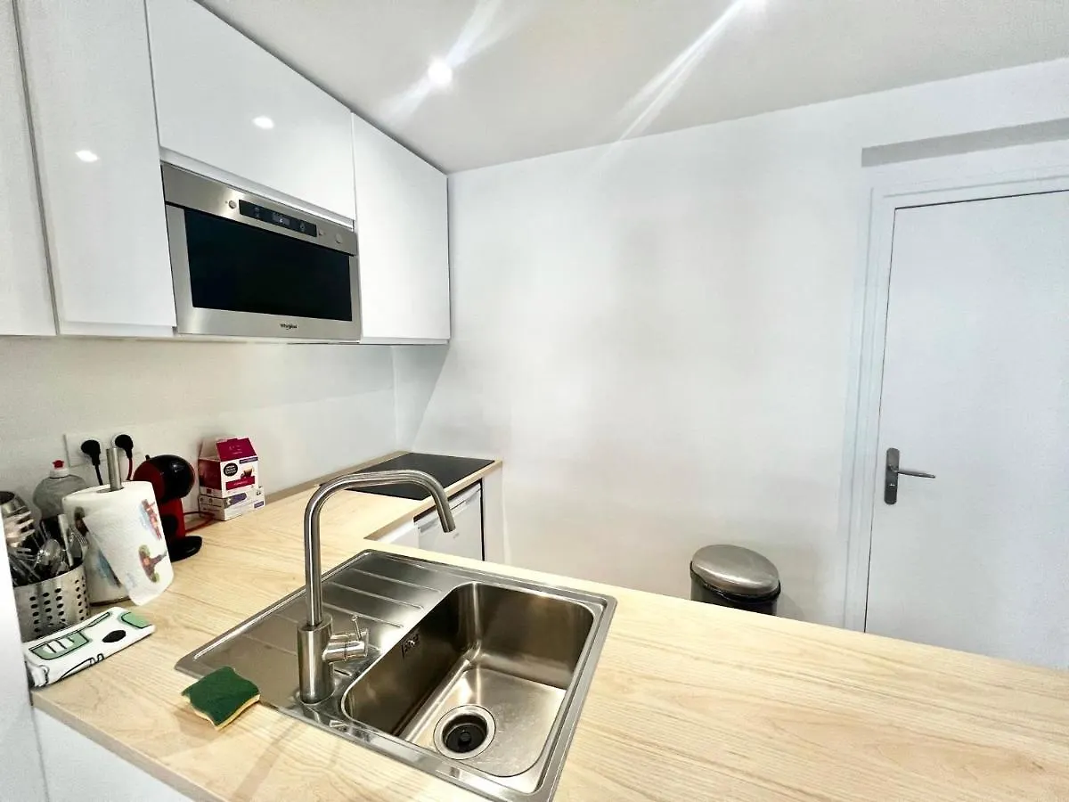 Апартаменты Appartements Meubles Brest Saint Marc